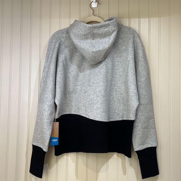 Hoka One One women’s hoodie - Picture 6 of 11